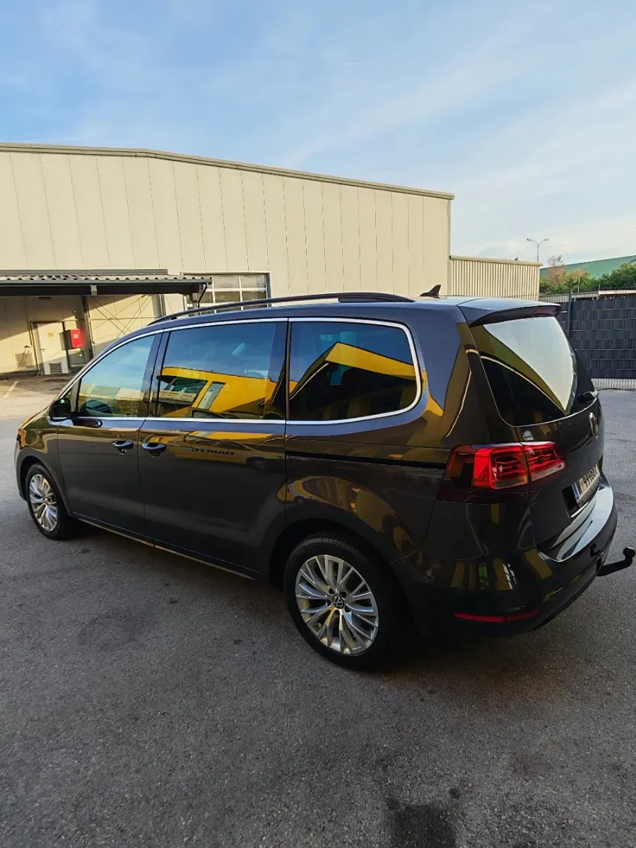 Volkswagen Sharan 2017 photo 2