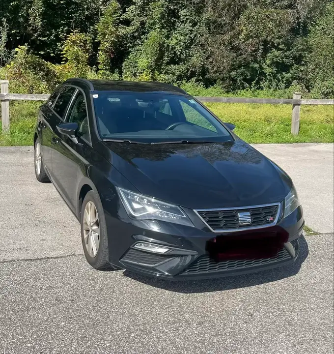 Seat Leon 2019 photo 2