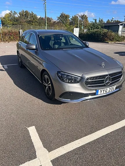 Mercedes-Benz E220 2021 photo 2