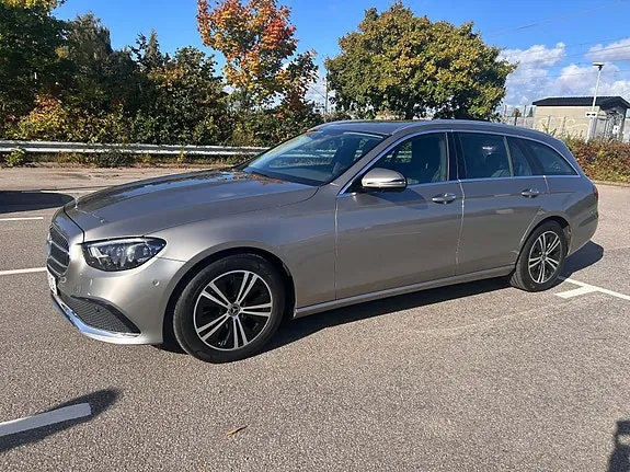 Mercedes-Benz E220