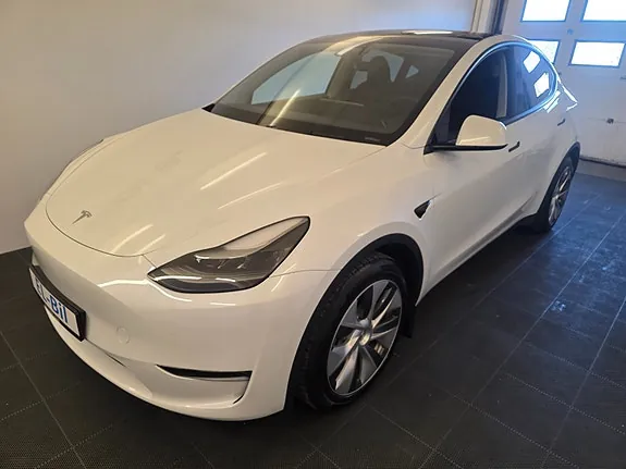 Tesla Model Y 2023 photo 4
