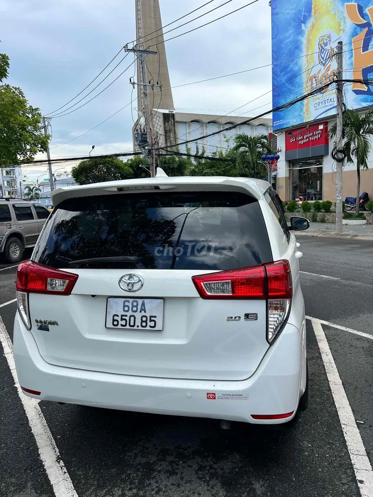 Toyota Innova 2018 photo 2
