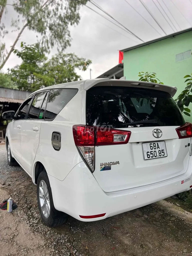 Toyota Innova 2018 photo 4