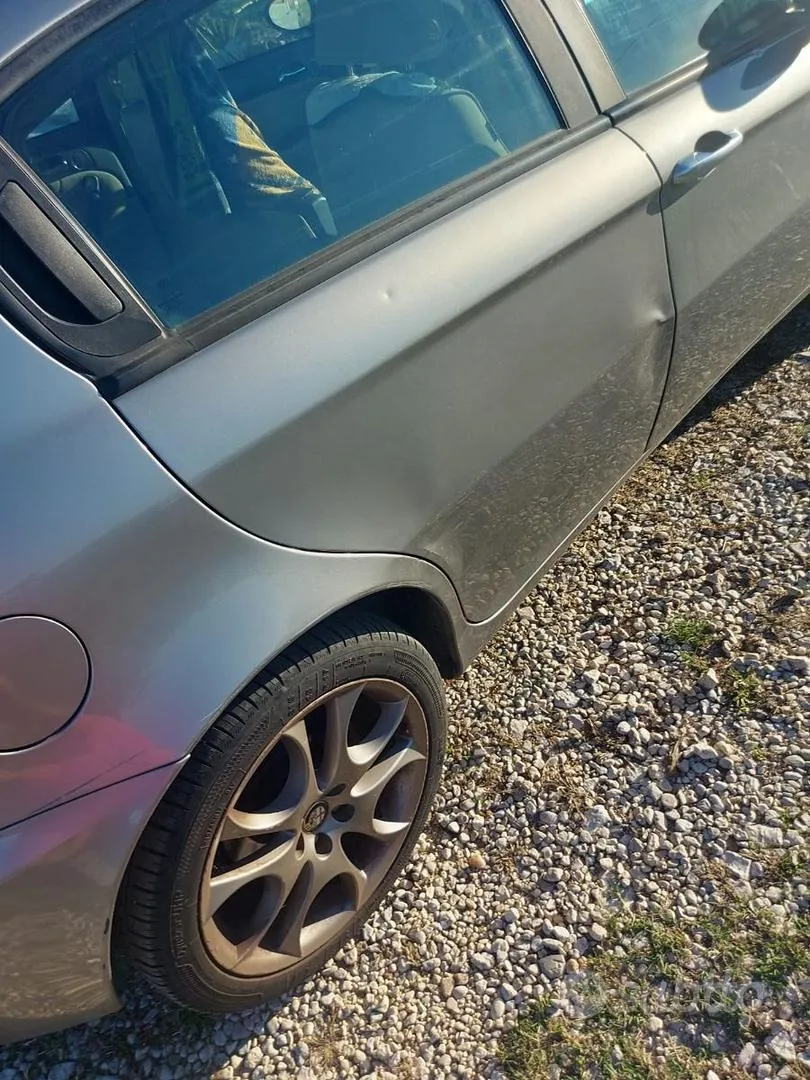 Alfa Romeo 147 2007 photo 3
