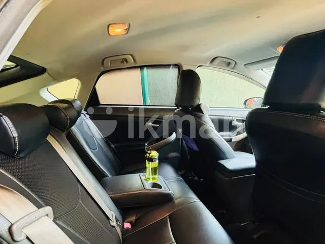 Toyota Prius 2010 photo 3