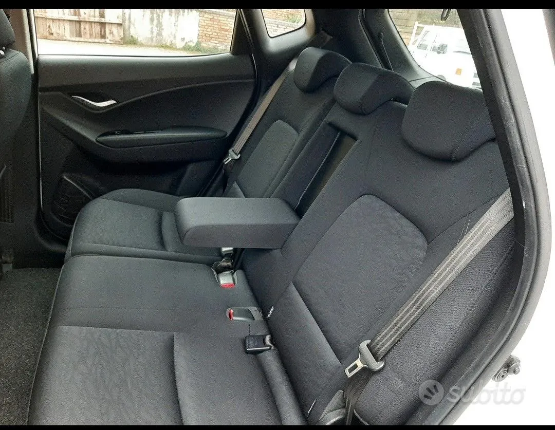 Hyundai Ix20 2017 photo 5