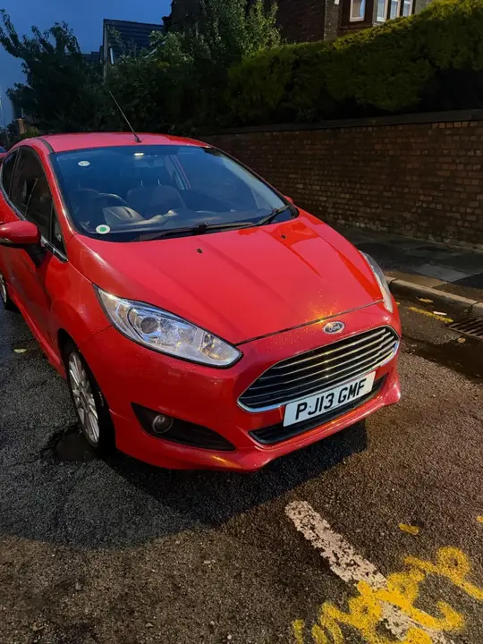 Ford Fiesta 2013 photo 4