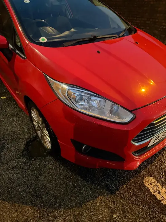Ford Fiesta 2013 photo 3