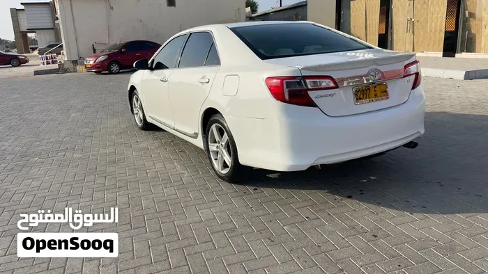 Toyota Camry 2013 photo 2