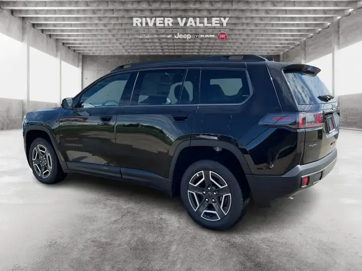 Jeep Cherokee 2026 photo 5