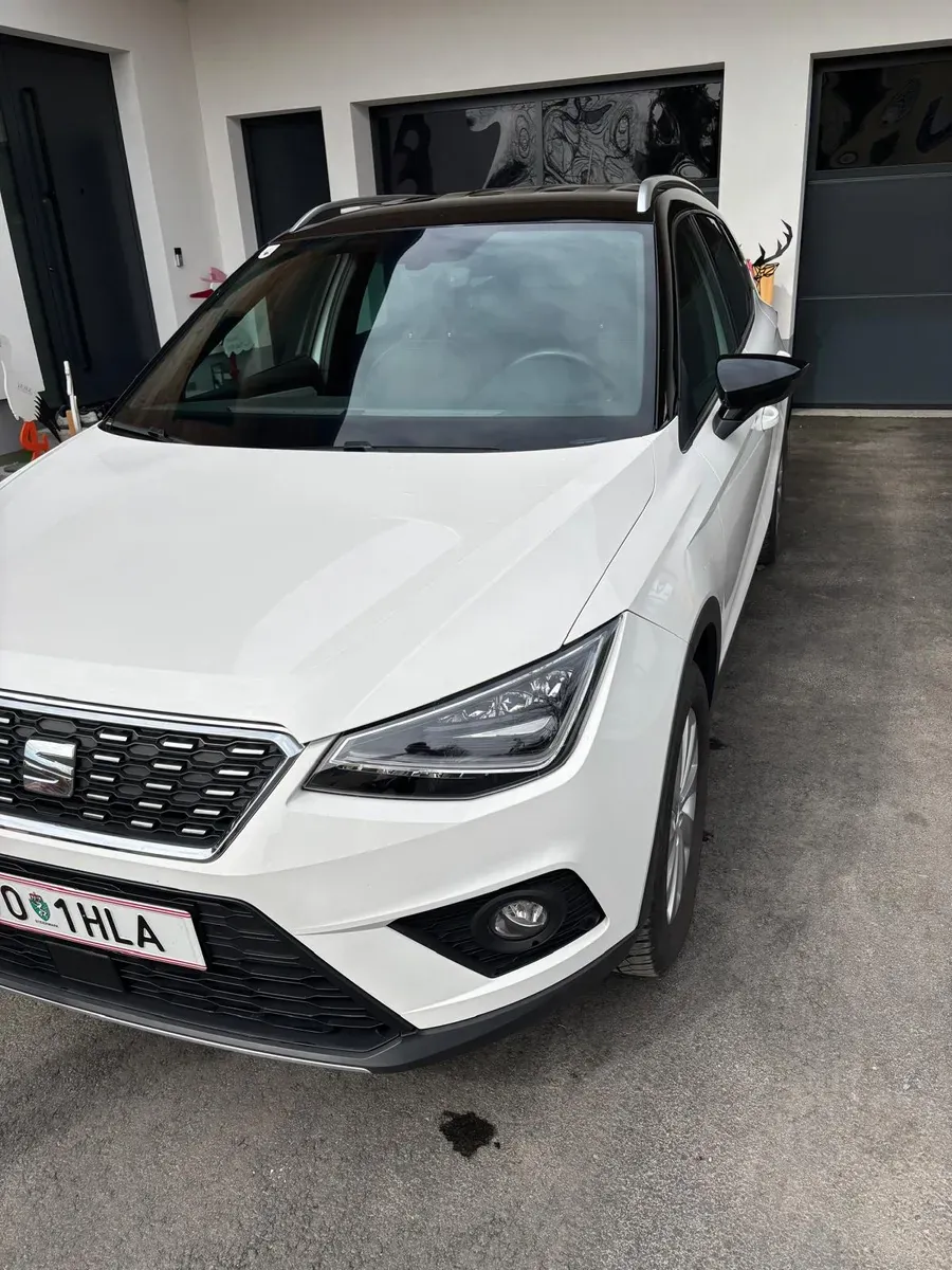 Seat Arona 2018 photo 2