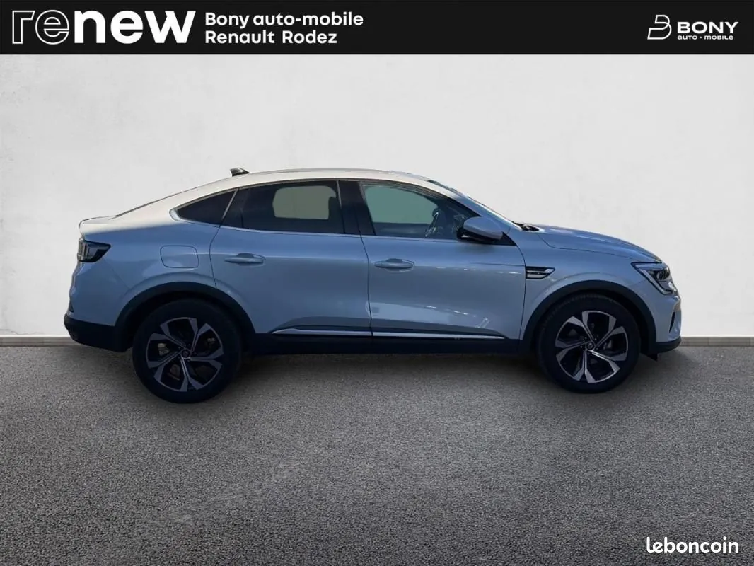 Renault Arkana 2023 photo 3