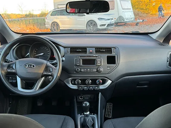 Kia Rio 2012 photo 5