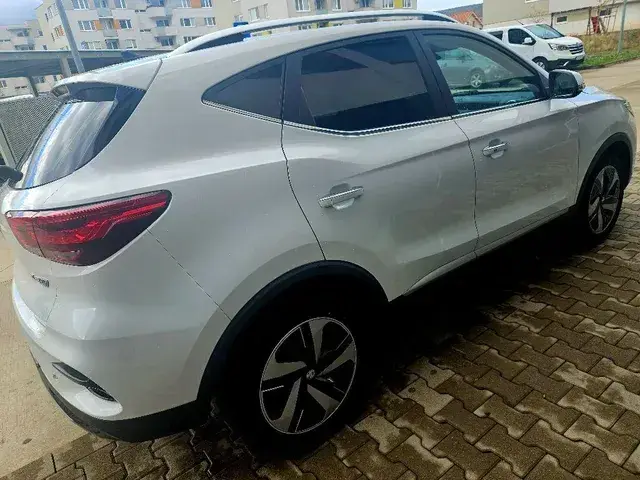 MG Zs Ev 2022 photo 3