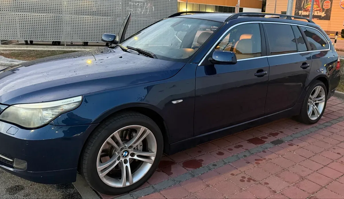 BMW 5 Series 2008 photo 3