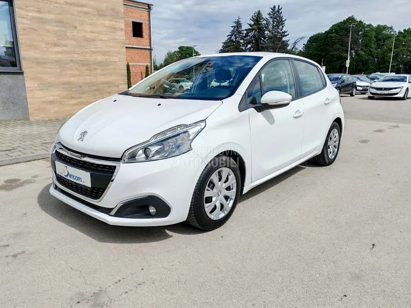 Peugeot 208 2019 photo 4