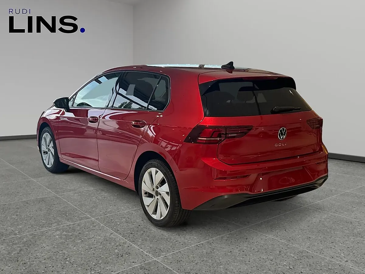 Volkswagen Golf 2025 photo 3