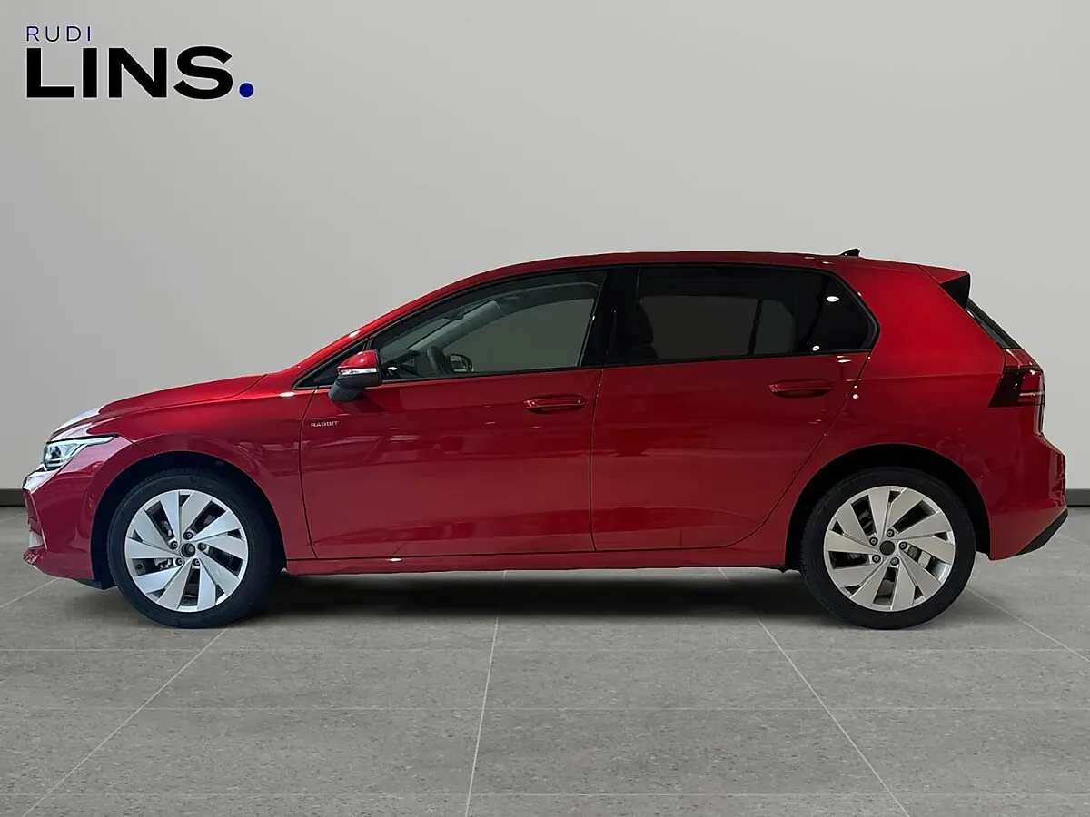 Volkswagen Golf 2025 photo 2