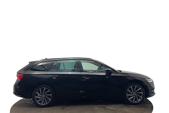 Skoda Octavia 2022 photo 5