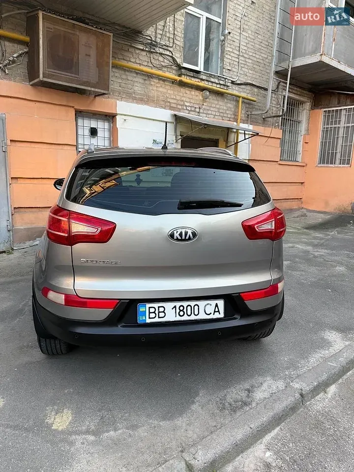 Kia Sportage 2013 photo 2