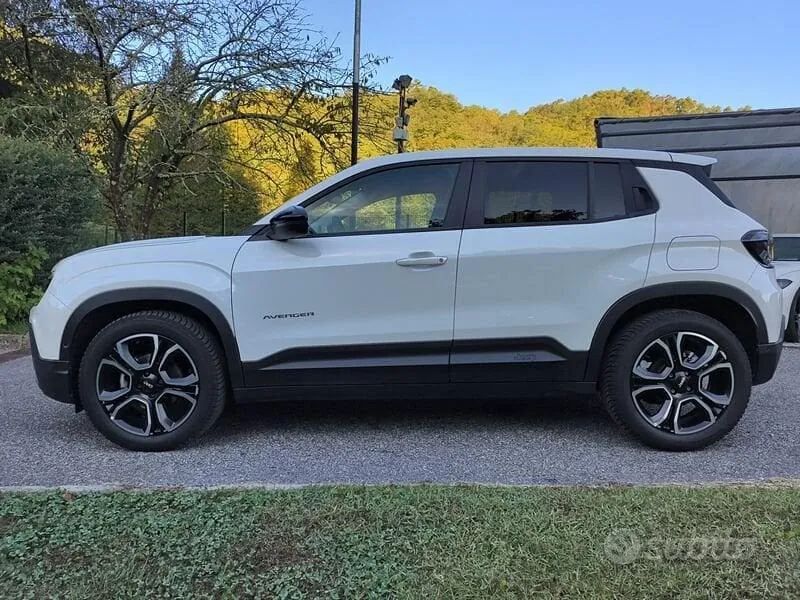 Jeep Avenger 2024 photo 4
