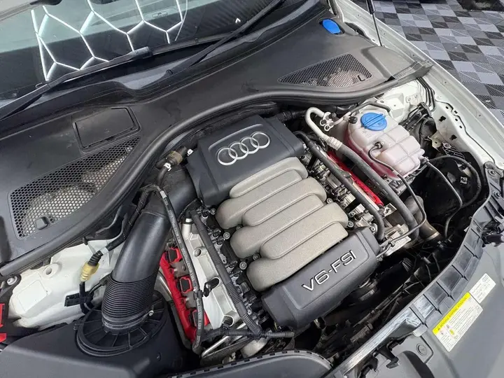 Audi A6 Avant 2015 photo 5