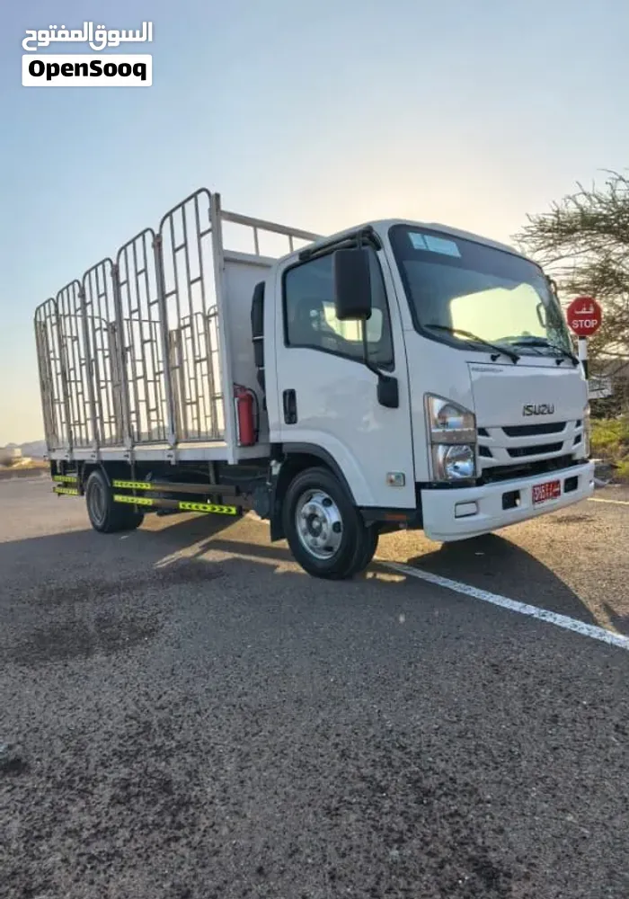 Isuzu Trooper 2023 photo 3