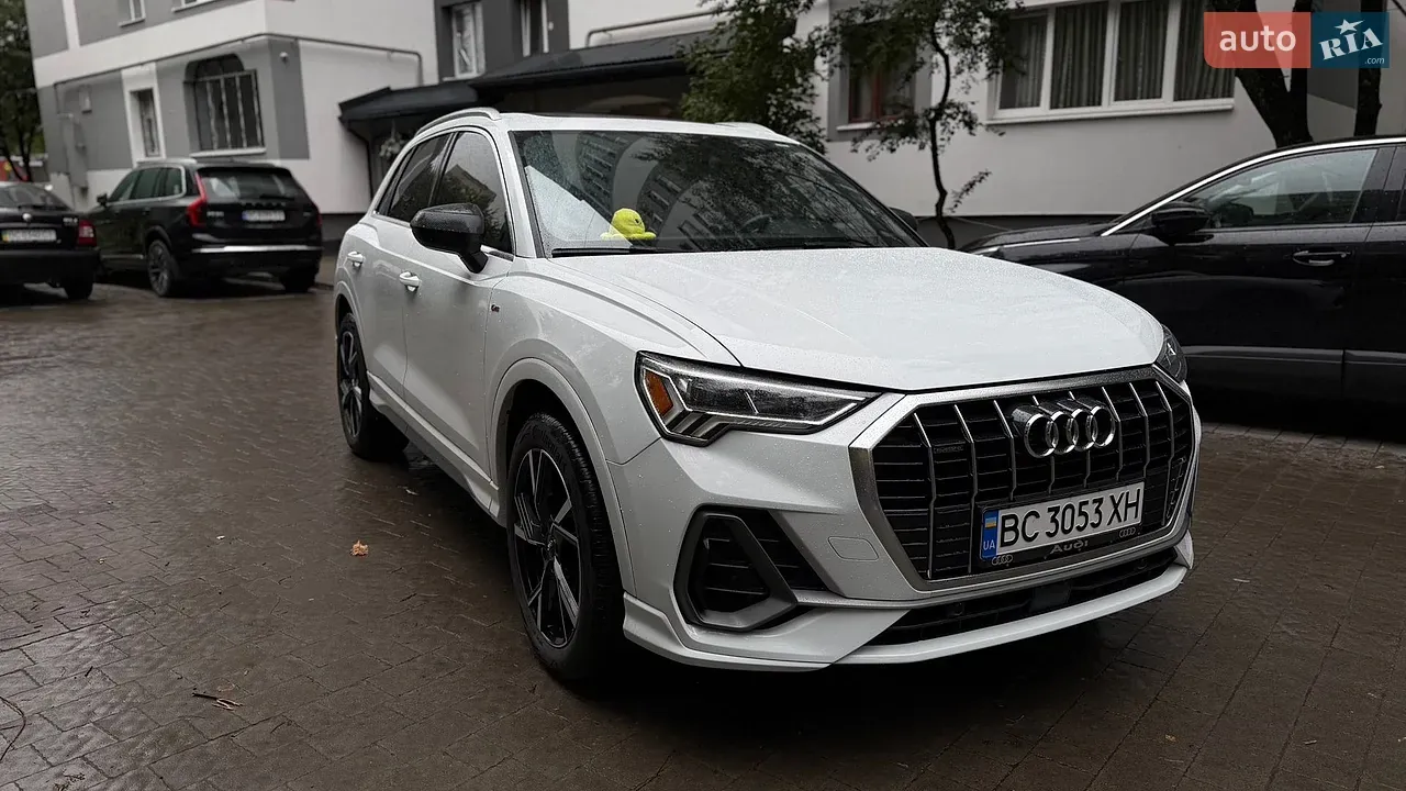 Audi Q3 2019 photo 4