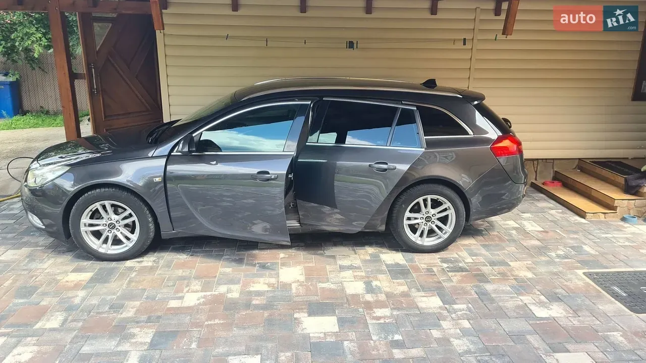 Opel Insignia 2013 photo 2
