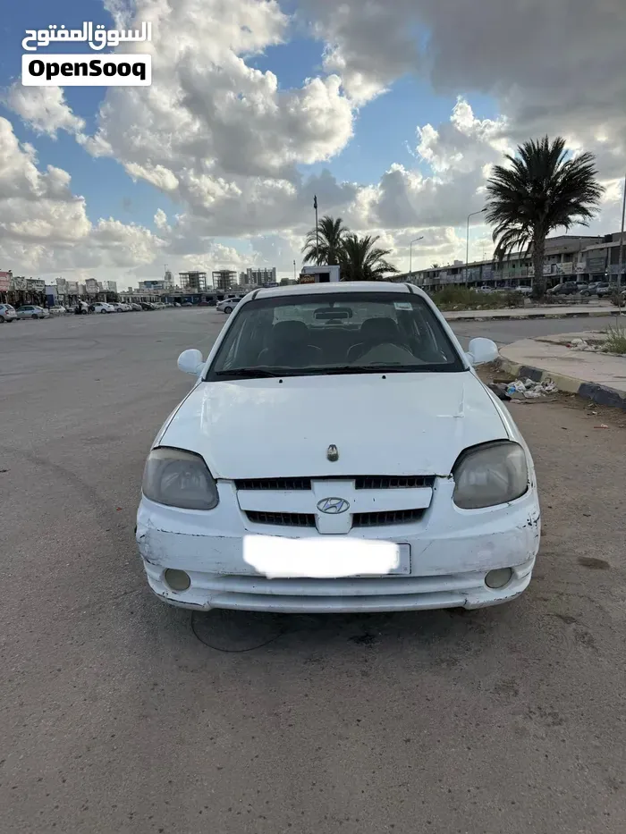 Hyundai Accent 2002 photo 4