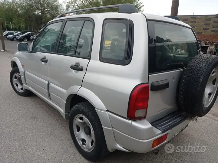 Suzuki Grand Vitara 2002 photo 3