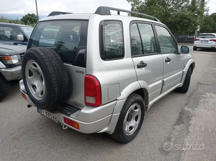 Suzuki Grand Vitara 2002 photo 4