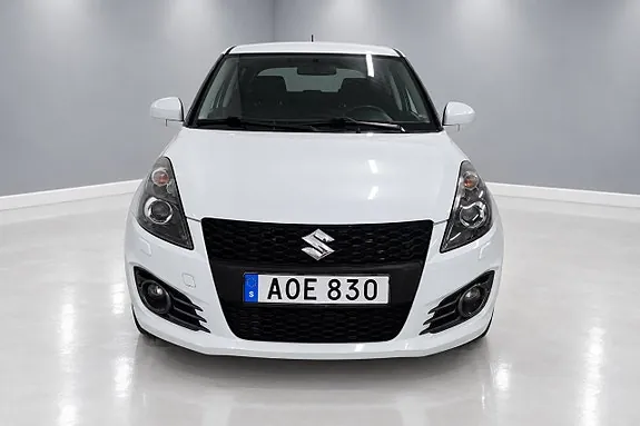 Suzuki Swift 2014 photo 2
