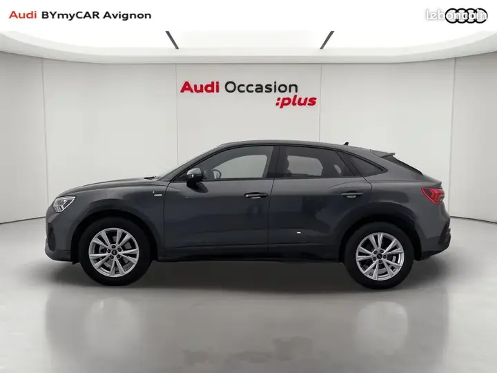 Audi Q3 2024 photo 2