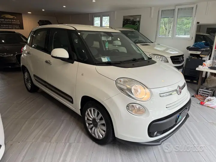 Fiat 500L 2014 photo 4