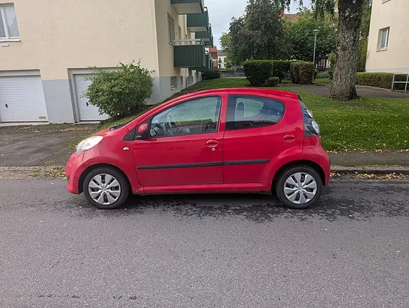 Citroen C1 2010 photo 3