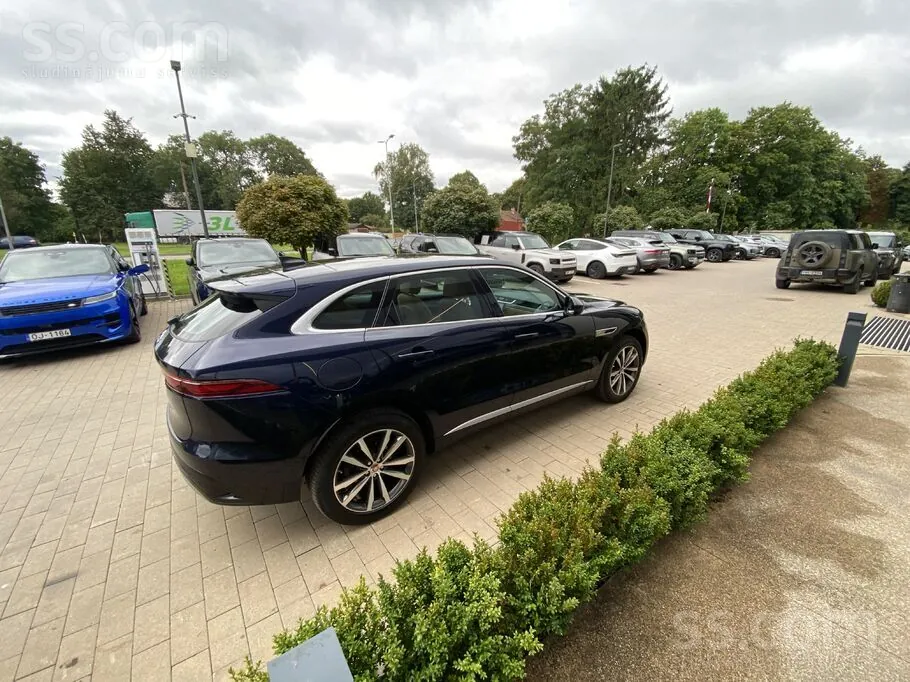 Jaguar F-Pace 2022 photo 3