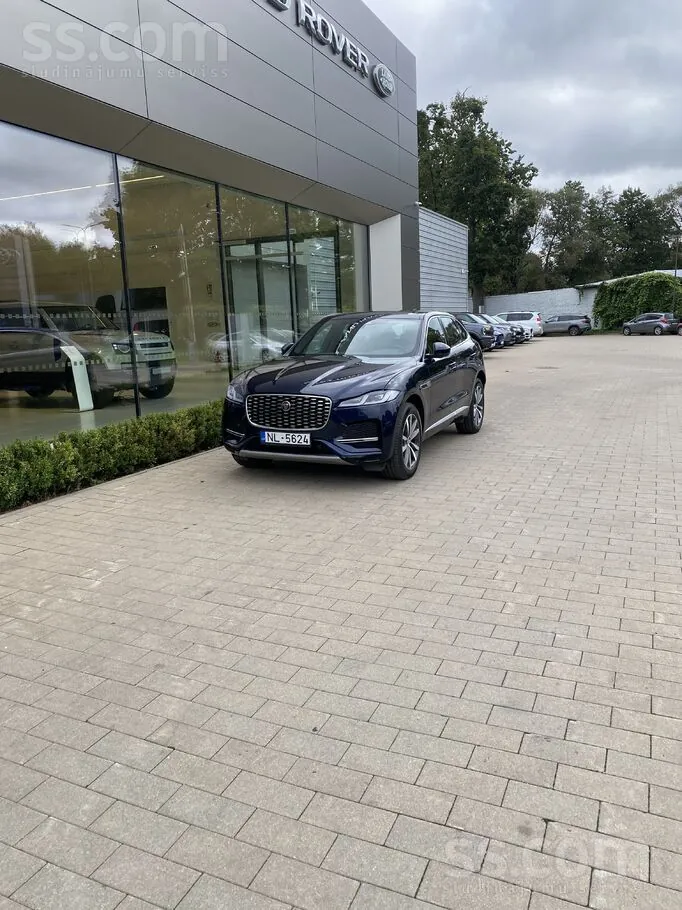 Jaguar F-Pace