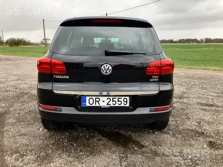 Volkswagen Tiguan 2012 photo 4