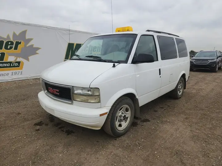GMC Safari