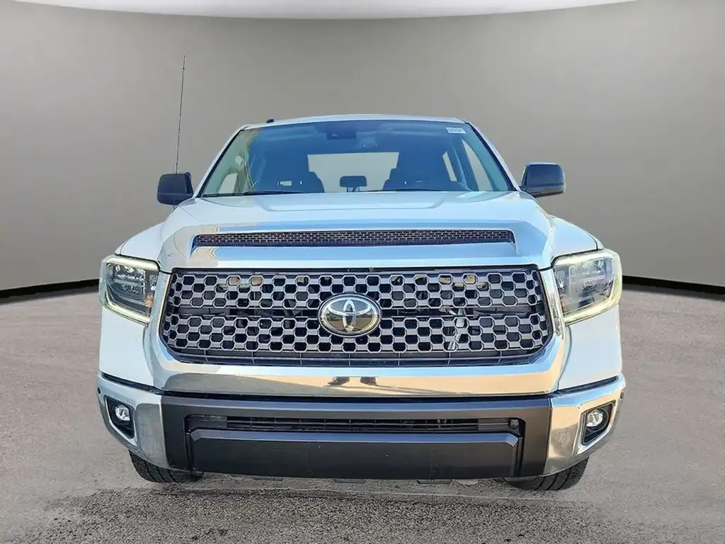 Toyota Tundra 2018 photo 2