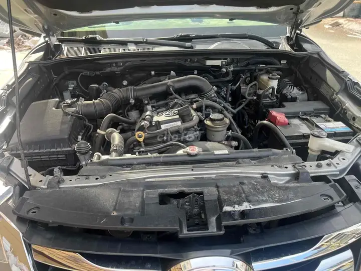 Toyota Fortuner 2018 photo 5