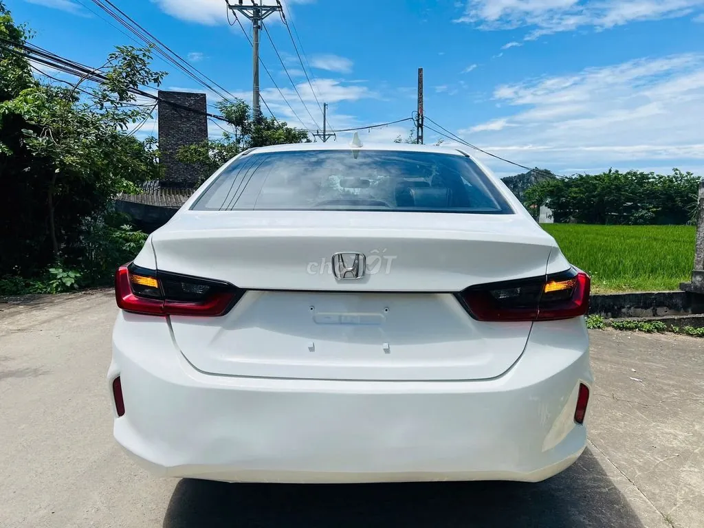 Honda City 2022 photo 3