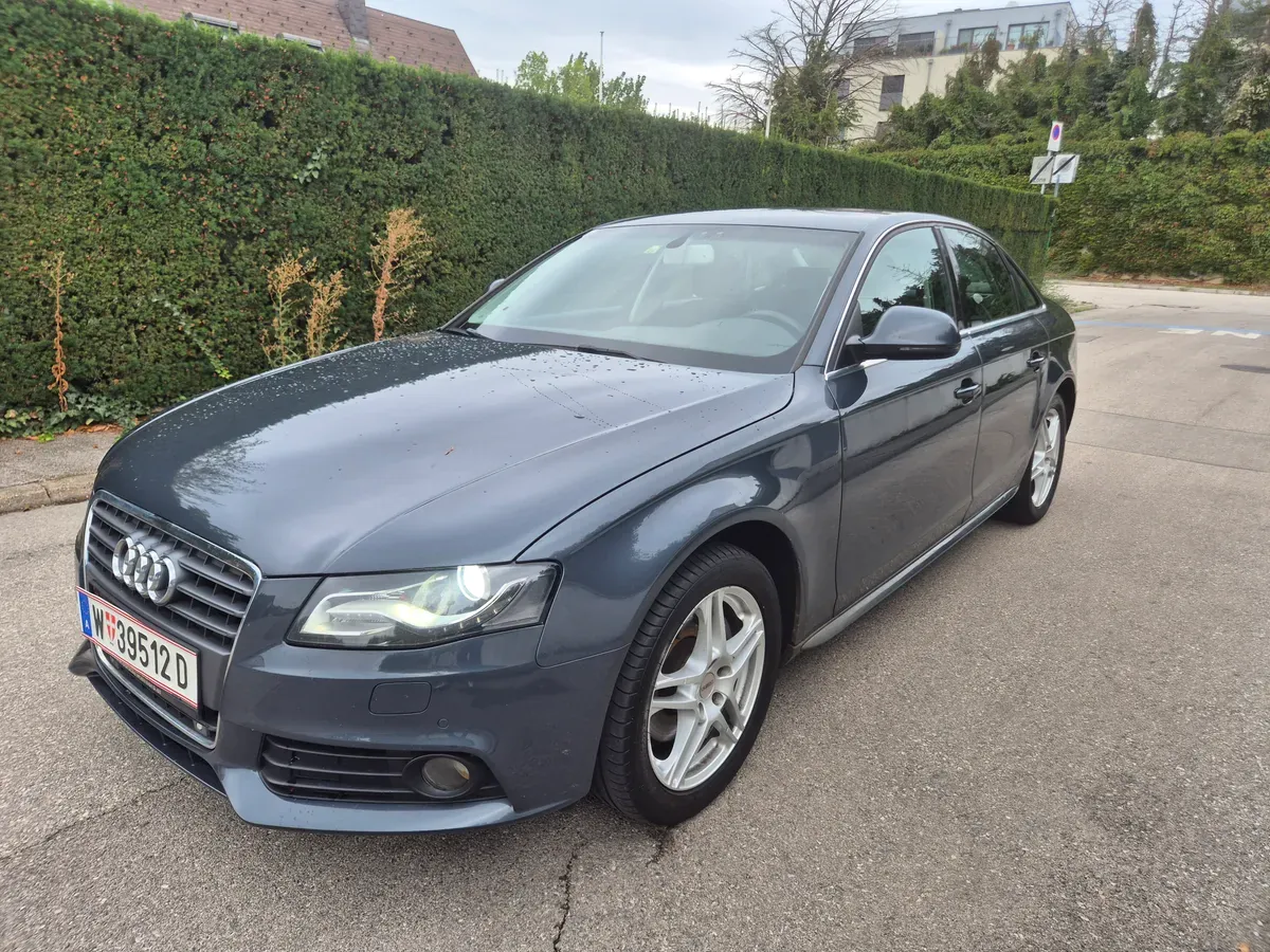 Audi A4 2008 photo 2