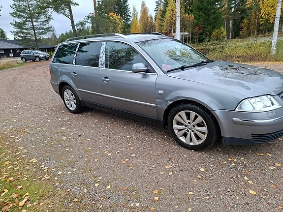 Volkswagen Passat 2003 photo 3