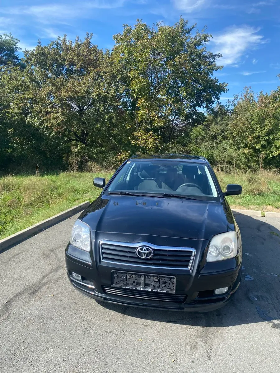 Toyota Avensis 2003 photo 3