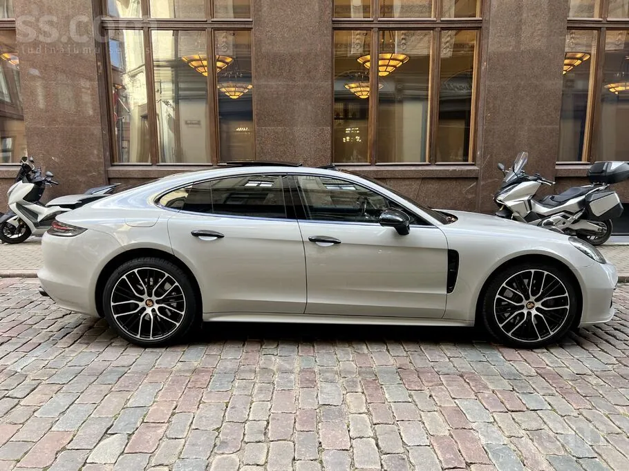 Porsche Panamera 2018 photo 4