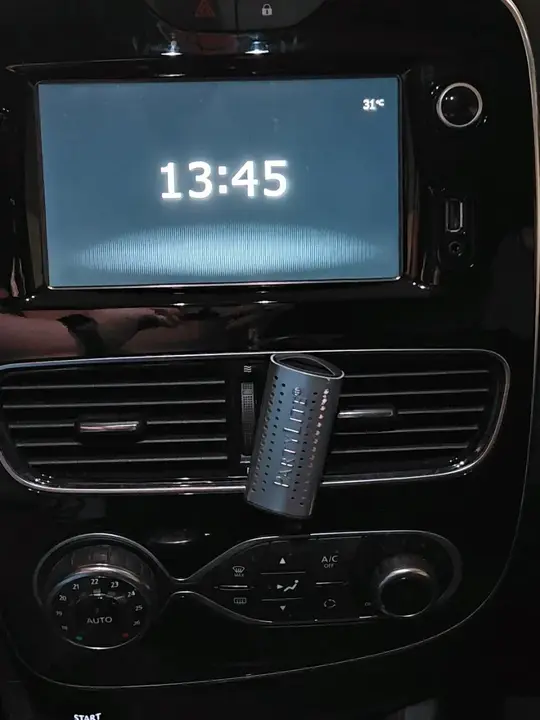 Renault Clio 2018 photo 2