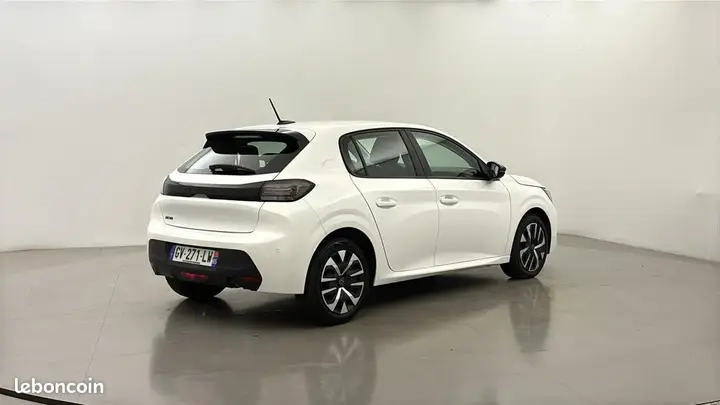 Peugeot 208 2024 photo 5