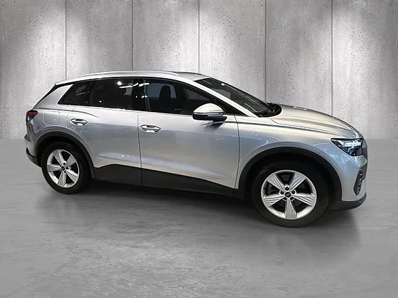 Audi Q4 E-Tron 2023 photo 3